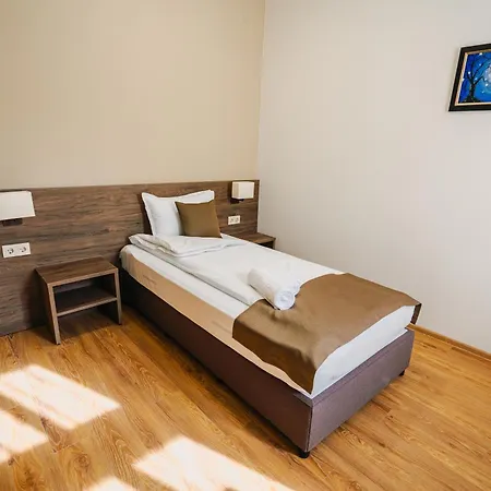 хотел театъръ Hotel