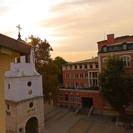 хотел театъръ