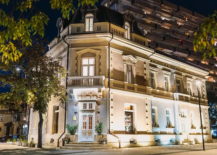 Hotel хотел театъръ Pleven