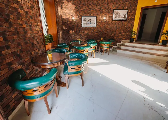 хотел театъръ